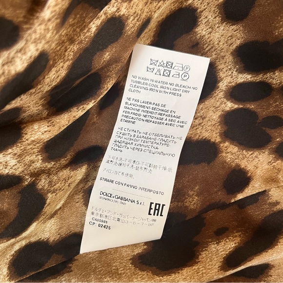 DOLCE & GABBANA
zebra-print lamé jacquard blazer - Picture 7 of 9